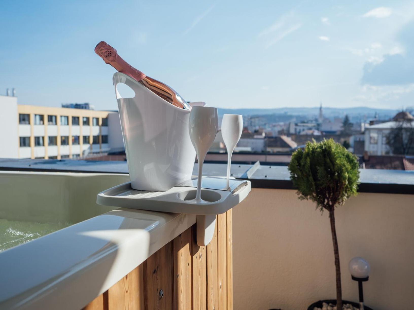 Gavas Jacuzzi Relax Zen Apartment